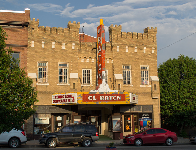 Raton, NM  El Raton theater (# 1112)