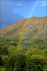 rainbow in front of diamond head