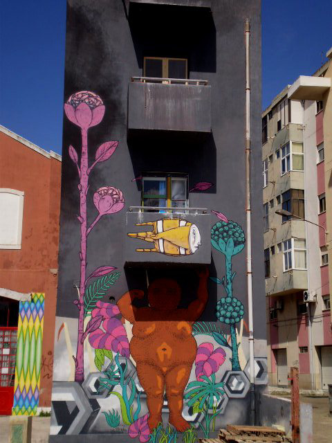 Mural by Gonçalo Mar.