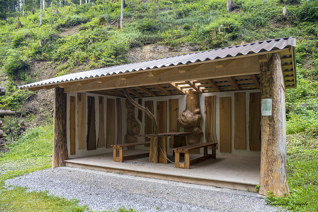 Schutzhütte an der Töss  nach Steg