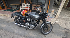 Triumph Bonneville (2)