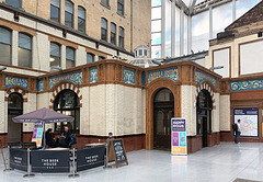 Restaurant and Grill Room