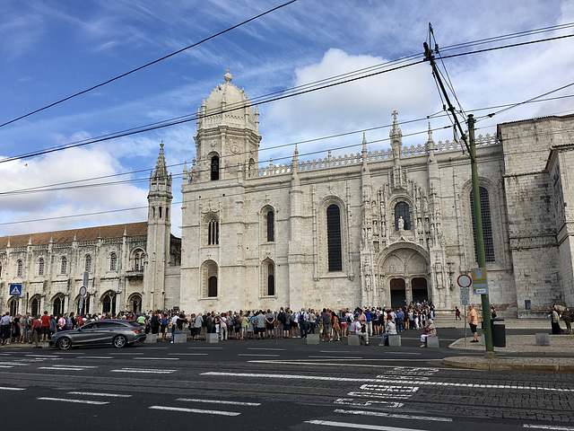 Un peu trop de monde à Lisbonne