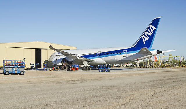 Boeing 787 N787EX