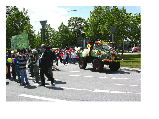 Umzug  "Fest der Kulturen" von Wilhelmsburg zur Veddel