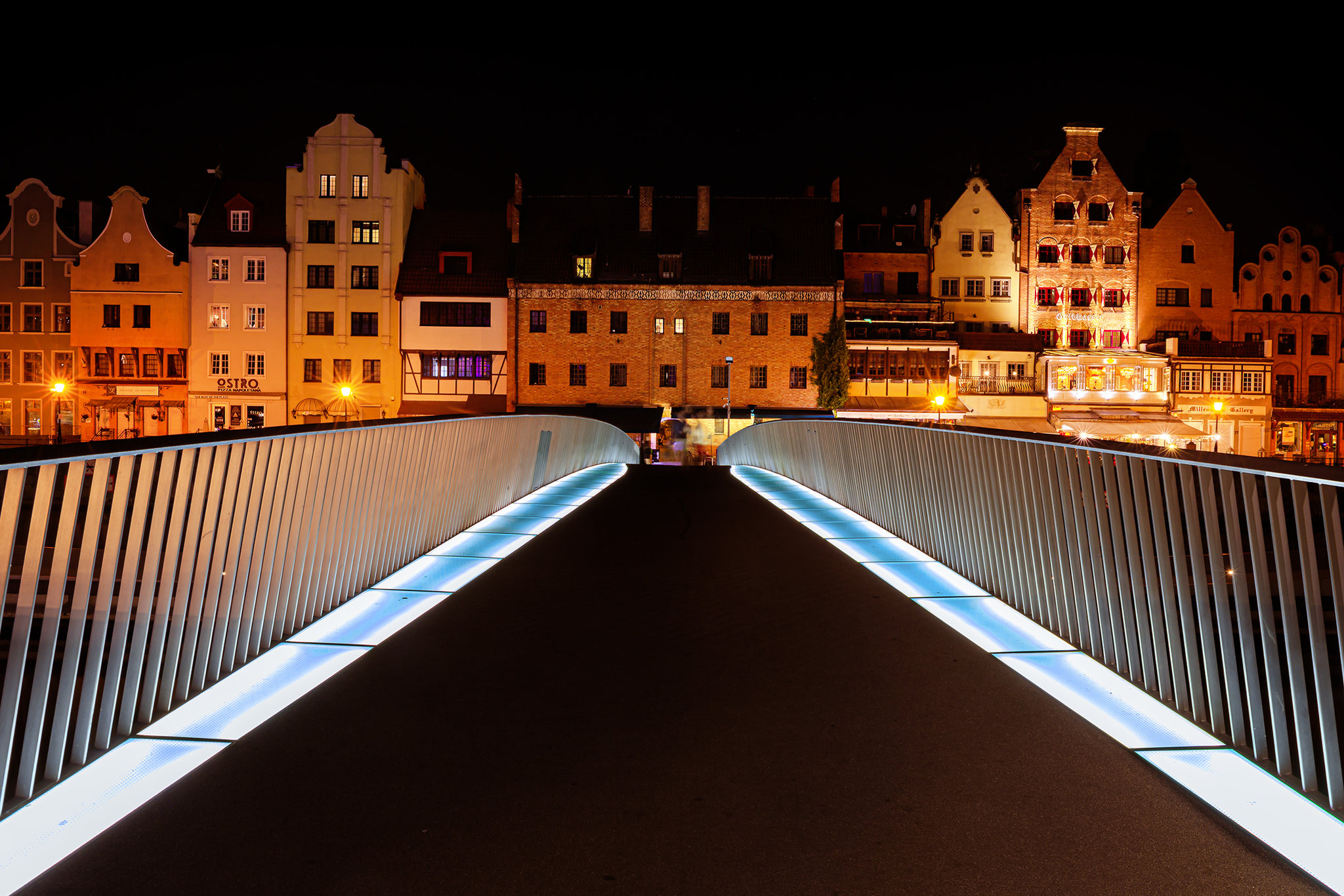 Gdańsk at night (3)