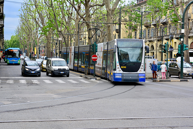 Turin 2017 – Tram 6010 on line 4