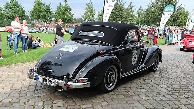 MB 220a Cabriolet, 1952