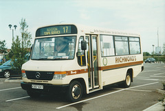 Richmond's V357 EKY at Royston - Jul 2000
