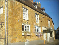 dead pub at Hook Norton