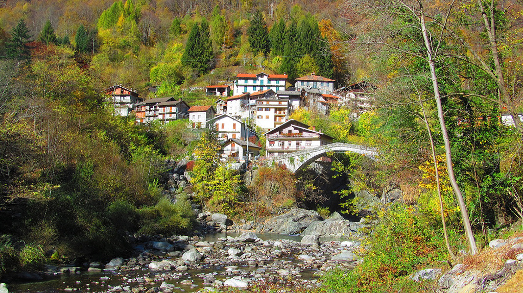 Valsesia -  Cravagliana , fraz. Grassura