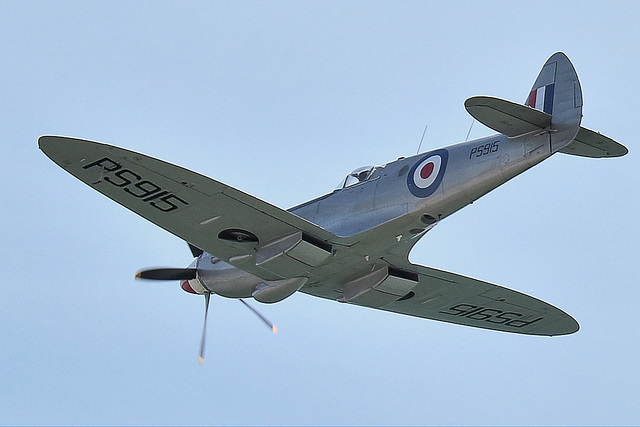 EOS 6D Peter Harriman 11 01 32 1817 Spitfire dpp hdr