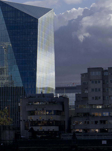 SOUTHWARK & BLACKFRIAR'S ROADS