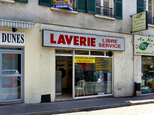 Arpajon - Launderette