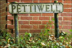 Pettiwell street sign