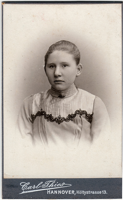 Dora Reddek, Hannover