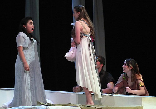 DSCF7454 MSND HelenaHermia LevelsCrop sm