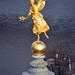 Goldener Engel auf der Kuppe der Kunstakademie