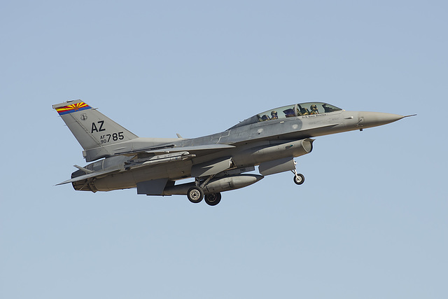 General Dynamics F-16D Fighting Falcon 90-0785
