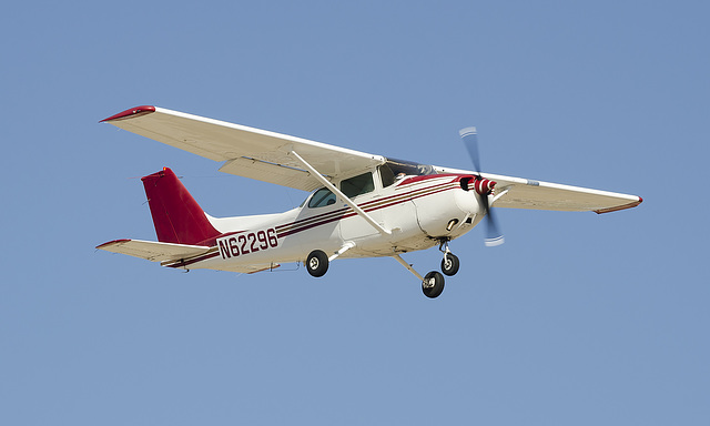 Cessna 172 N62296