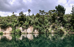 En descendant la rivière Waikato