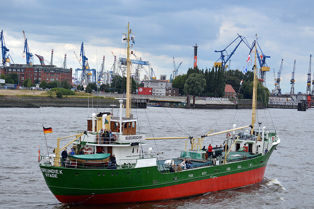 Die Greundiek aus Stade im Hamburger Hafen