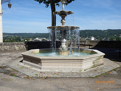 TERRASSON LAVILLEDIEU Dordogne 1/2