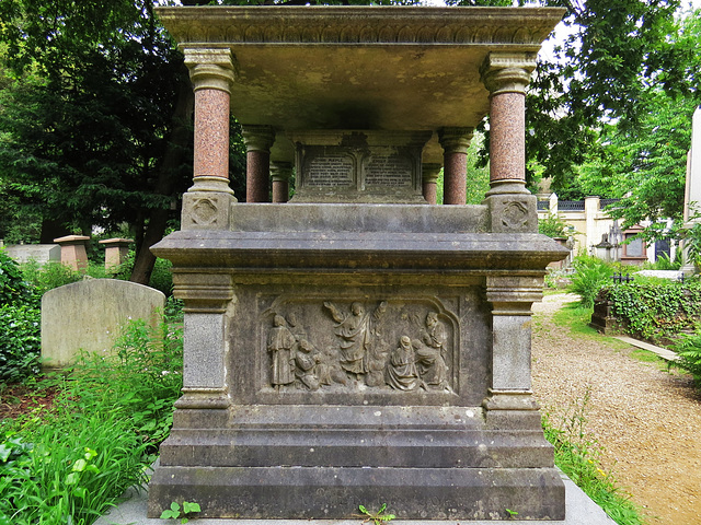 highgate west cemetery, london