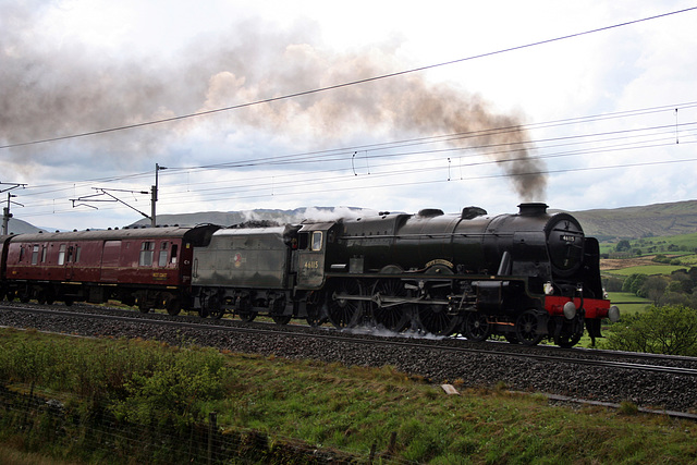 LMS class 7P Royal Scot 46115 SCOTS GUARDSMAN at Scout Green Shap bank on 1Z86 Euston - Carlisle 20th May 2017