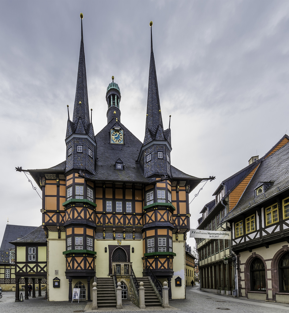 Wernigeröder Rathaus - ohne Marktstände ... :-)