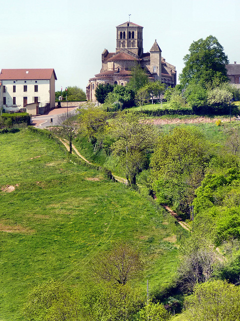 Châtel-Montagne - Notre-Dame