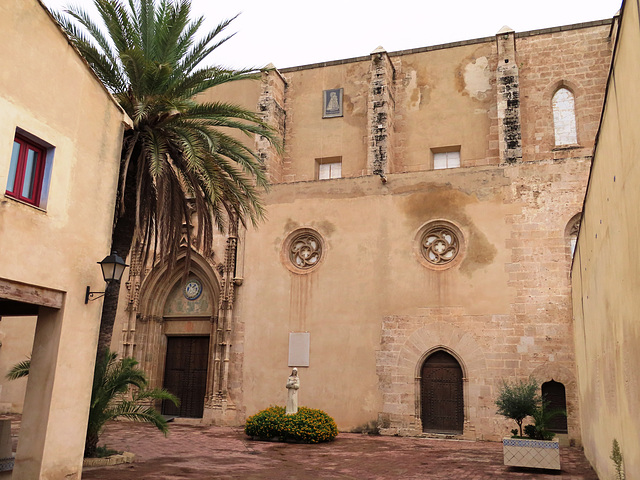 Valencia: Real Monasterio de la Trinidad