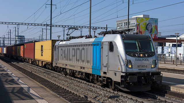 220309 Pratteln BR187 RailPool