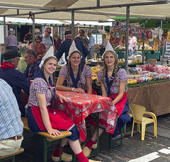 Say "Woerden cheese market"!