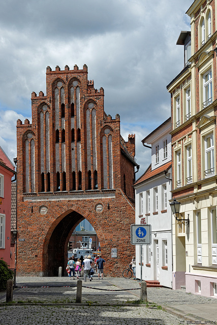 beim Wassertor Wismar (© Buelipix)