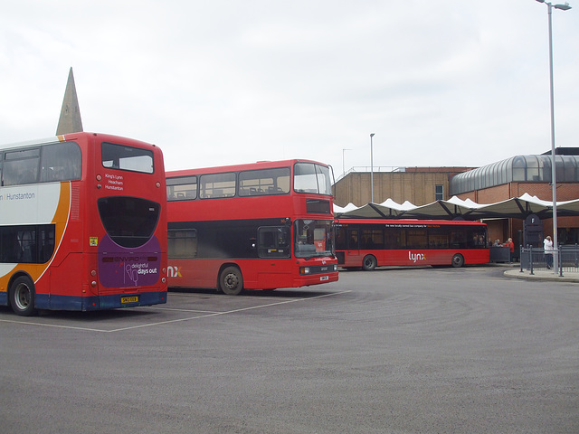 King's Lynn bus station - 22 Mar 2018 (DSCF0992)