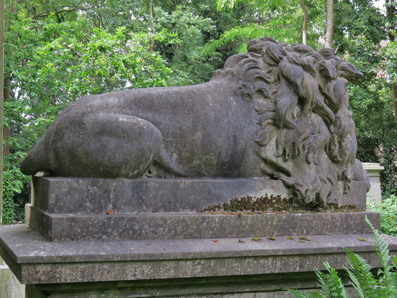 highgate west cemetery, london