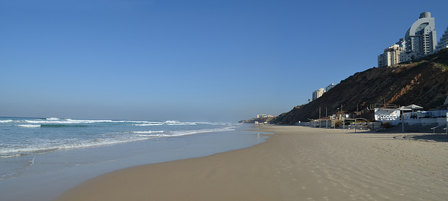 Netanya, Themnon Beach