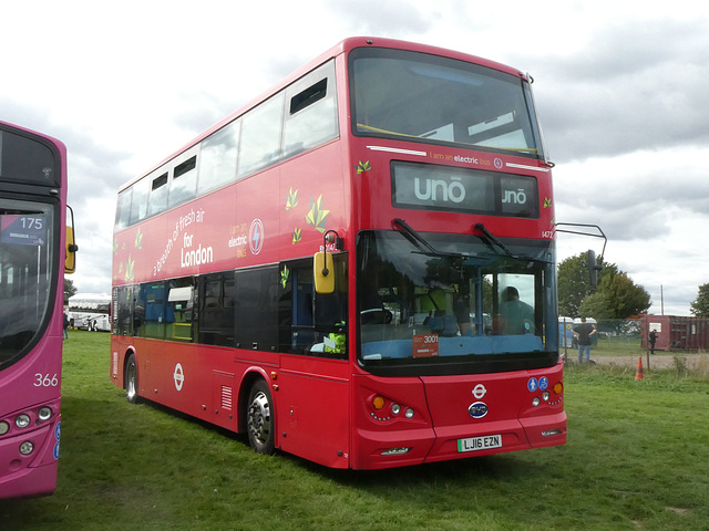 Unō BYD1472 (LJ16 EZN) at Showbus 50 on 25 Sep 2022 (P1130528) Unō BYD1472 (LJ16 EZN) at Showbus 50 on 25 Sep 2022 (P1130528)