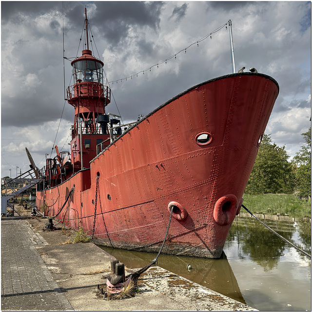 T.S. Colne Light, Colchester