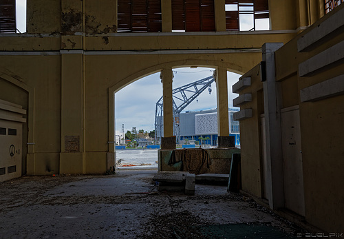 altes Hafengebäude in Valencia (© Buelipix)