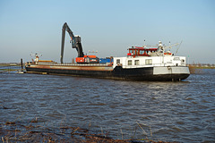 Schip in de haven van Brakel