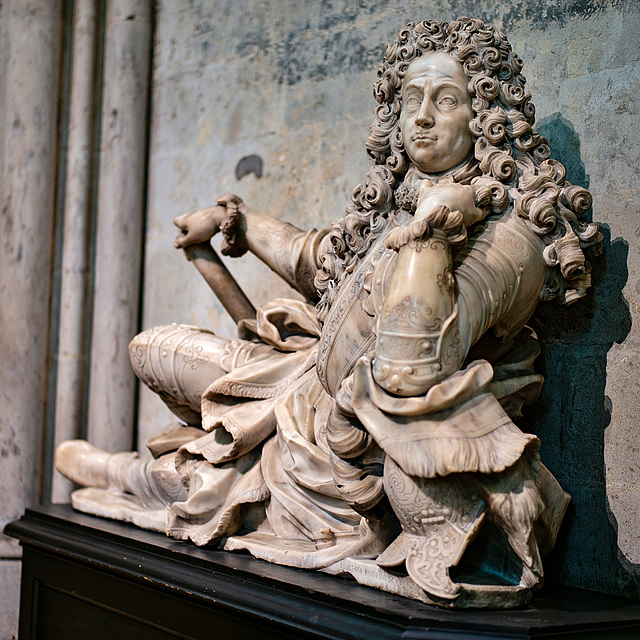 Generalmajor von Hochkirchen, kommod im Kölner Dom