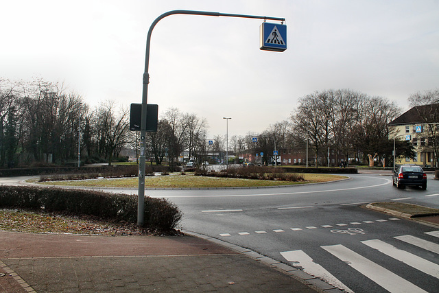 Hansastraße, Kreisverkehr (Oberhausen-Lirich) / 15.01.2017