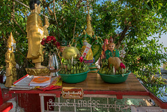 Altar beim Golden Rock (© Buelipix)