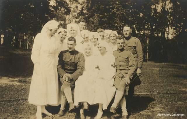 Nurses and Soldiers (Full Version)