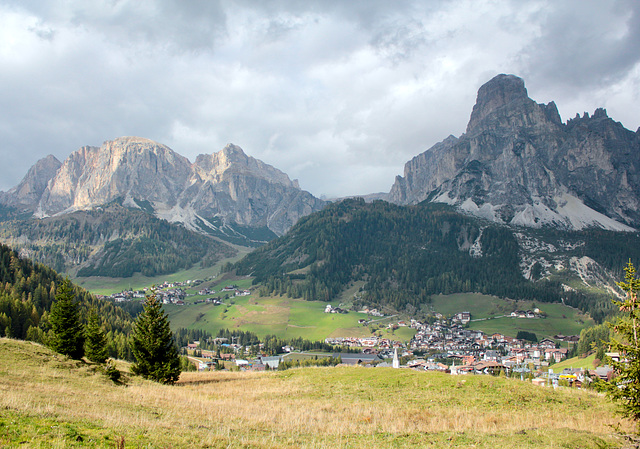 Blick auf Corvara in den Dolomiten