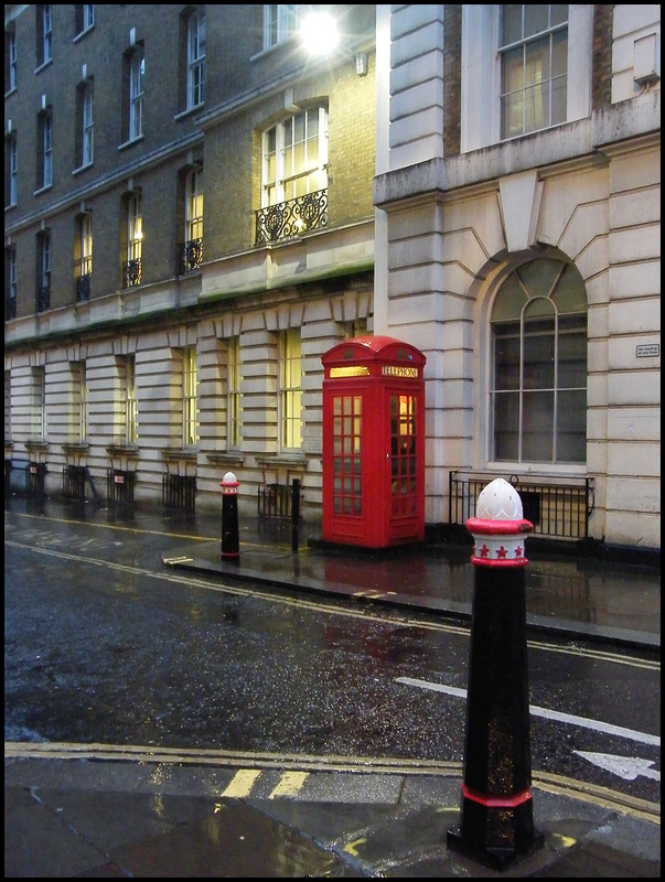 K2 and bollard