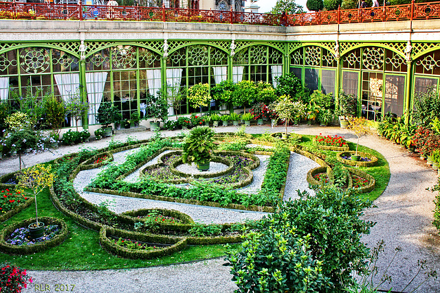 Die Orangerie im Burggarten des Schweriner Schlosses
