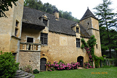 le chateau de LACYPIERRE Dordogne le chateau de LACYPIERRE Dordogne
